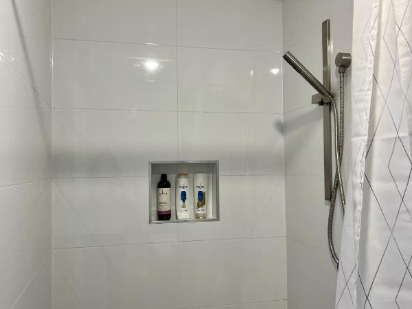 Hobart View : photo 8 de la chambre suite lit queen-size – vue sur mer