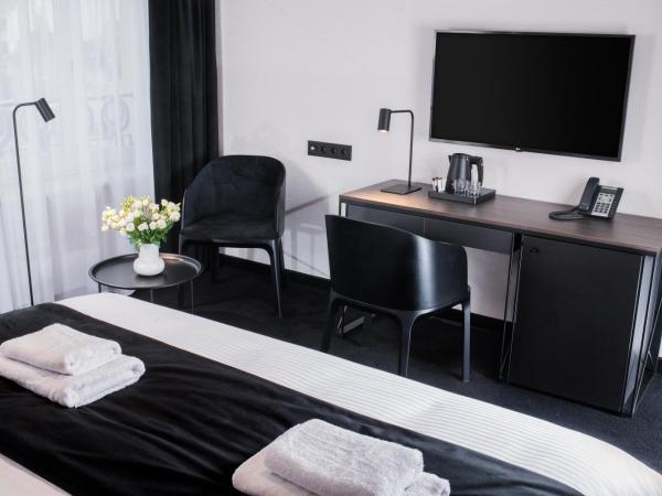 Hotel Krupnicza 30 : photo 3 de la chambre chambre double ou lits jumeaux standard