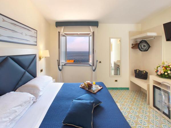 Hotel Del Mare : photo 1 de la chambre chambre double - vue sur mer