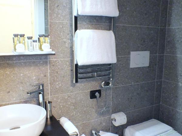 BB Hotels Smarthotel Derose : photo 6 de la chambre petite chambre double
