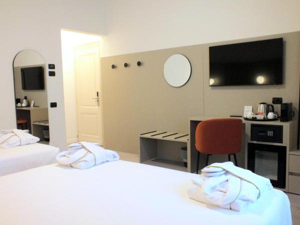 BB Hotels Smarthotel Derose : photo 4 de la chambre chambre triple supérieure