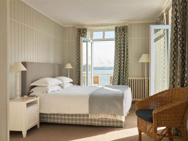 Le Grand Hotel des Bains & Spa - Bretagne : photo 4 de la chambre chambre double supérieure - vue sur mer