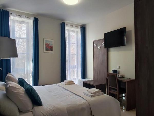 SQUARE HOTEL : photo 5 de la chambre chambre double - vue sur jardin