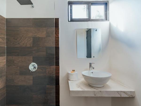 Hotel Mody Merida : photo 6 de la chambre chambre lit king-size