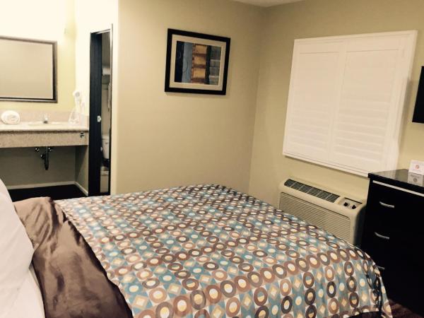 Berkshire Motor Hotel : photo 4 de la chambre chambre lit queen-size