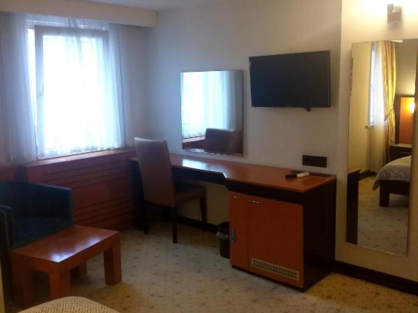 ZEO HOTEL merter : photo 8 de la chambre chambre familiale