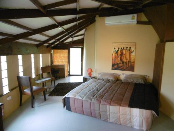 RELAX ECO Life Center - Khao lak : photo 2 de la chambre chambre lits jumeaux - vue sur lac