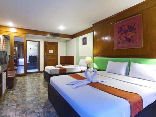 Silom Avenue Inn : photo 8 de la chambre chambre triple deluxe