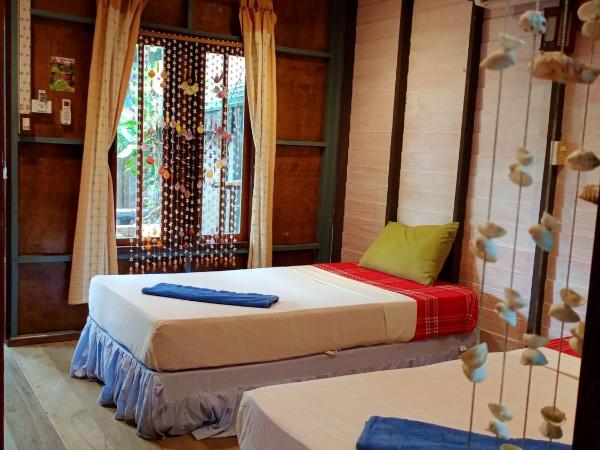 P P Garden Home Bungalow : photo 8 de la chambre chambre lits jumeaux deluxe