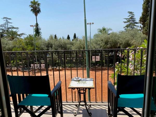 Hotel Villa Paradiso : photo 3 de la chambre chambre double ou lits jumeaux classique avec balcon - vue sur jardin