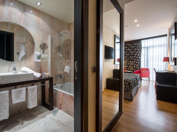 Salles Hotel Málaga Centro : photo 10 de la chambre chambre double