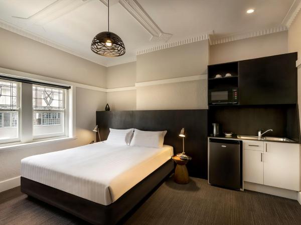 Como Court Budget Accommodation : photo 2 de la chambre studio lit king-size