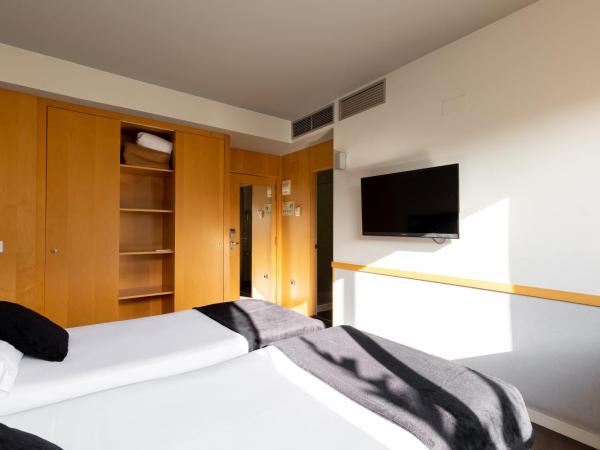 Onix Liceo : photo 7 de la chambre chambre double ou lits jumeaux avec terrasse