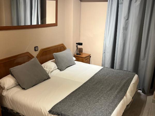 Hostal Arenal : photo 4 de la chambre chambre lits jumeaux
