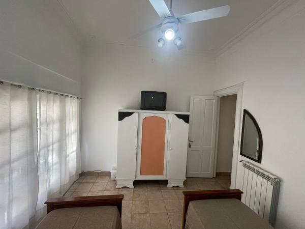 Sevilla Home Hotel : photo 1 de la chambre chambre lits jumeaux standard avec salle de bains commune