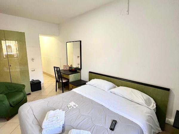 Hotel Como : photo 4 de la chambre chambre double standard