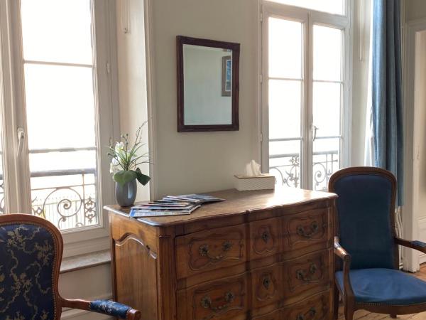 Au coin du spa : photo 7 de la chambre suite familiale avec bain à remous