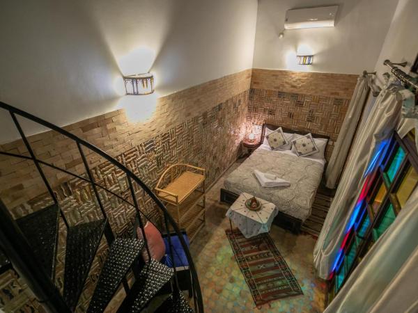 Riad Dar Hidaya Fes : photo 5 de la chambre chambre triple avec salle de bains