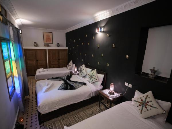 Riad Dar Hidaya Fes : photo 2 de la chambre chambre quadruple confort