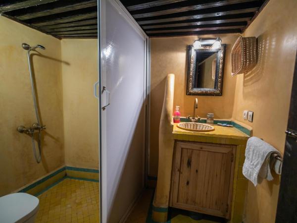 Riad Dar Hidaya Fes : photo 6 de la chambre chambre double avec salle de bains privative