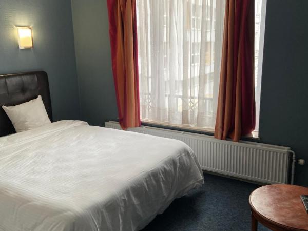 Hotel Windsor : photo 7 de la chambre chambre triple