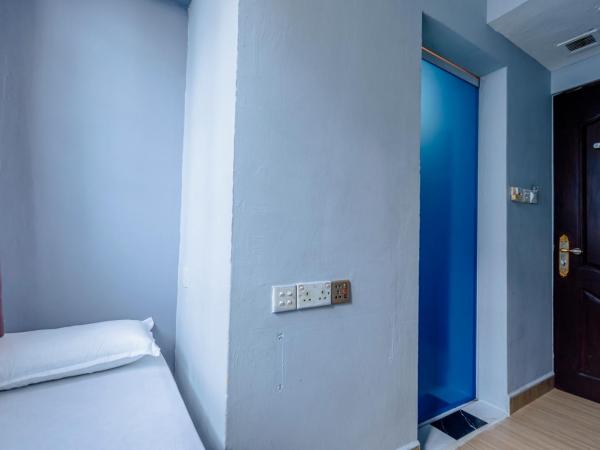 K Hotel 14 : photo 5 de la chambre chambre simple