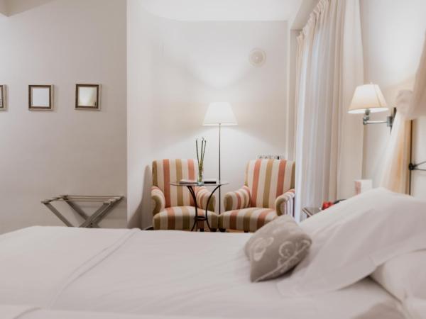 Palacio De Los Navas : photo 4 de la chambre chambre double ou lits jumeaux avec lit d'appoint