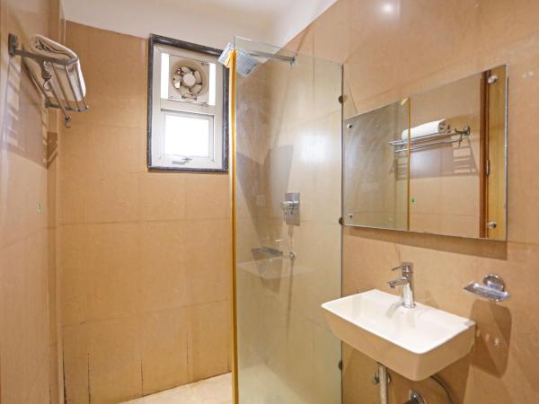 Hotel Aero-Stay Residency Delhi Airport : photo 8 de la chambre chambre lit king-size deluxe