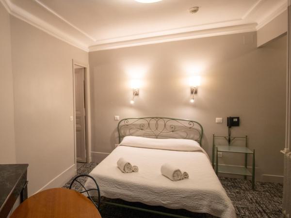 Port Royal Hotel : photo 1 de la chambre chambre double standard avec douche et toilettes privatives
