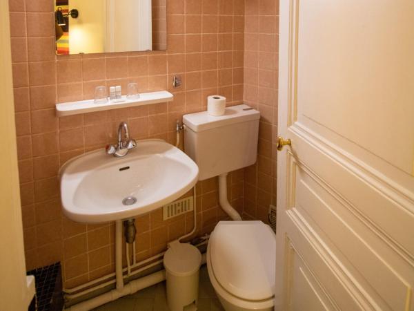 Port Royal Hotel : photo 3 de la chambre chambre lits jumeaux standard avec douche et toilettes