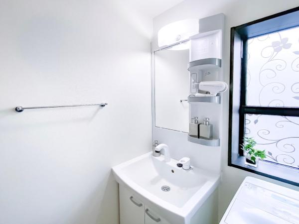 japan house sky tree : photo 7 de la chambre chambre double avec salle de bains privative