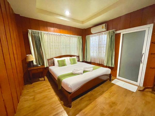 SuanTung Coffee & Guesthouse : photo 1 de la chambre chambre lit king-size