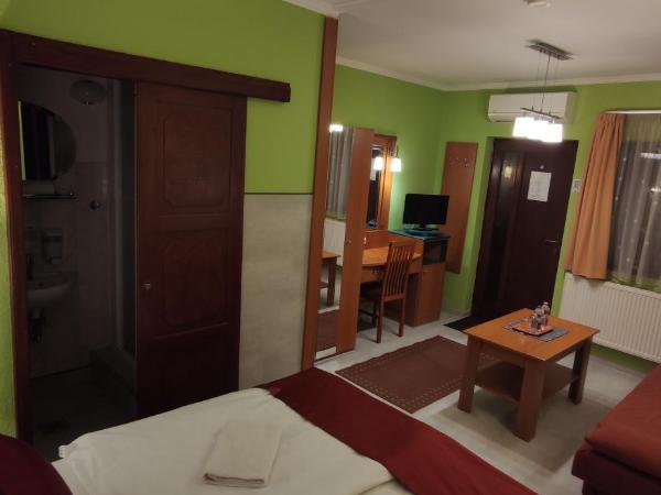 Hotel Oswaldo : photo 3 de la chambre chambre double confort avec balcon