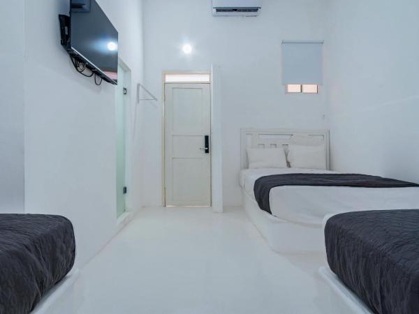 Italia Estación Hotel, Merida : photo 2 de la chambre chambre triple