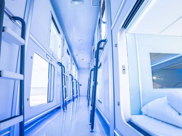 Optimi Rooms Madrid : photo 5 de la chambre chambre deluxe capsule