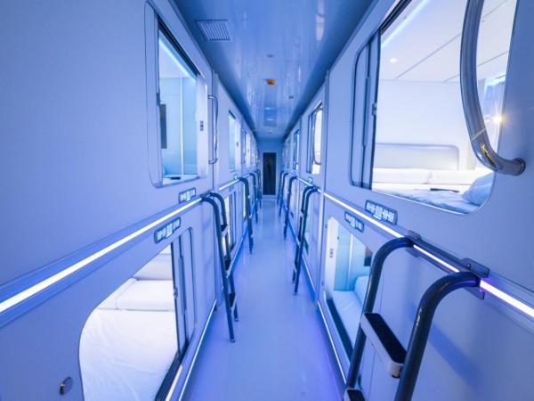 Optimi Rooms Madrid : photo 3 de la chambre chambre deluxe capsule