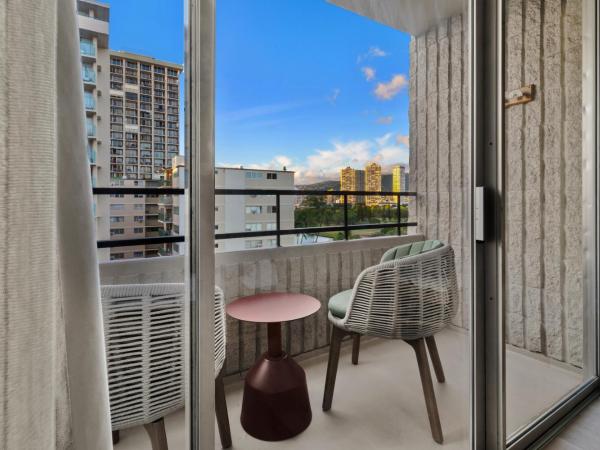 Wayfinder Waikiki : photo 10 de la chambre chambre lit king-size deluxe