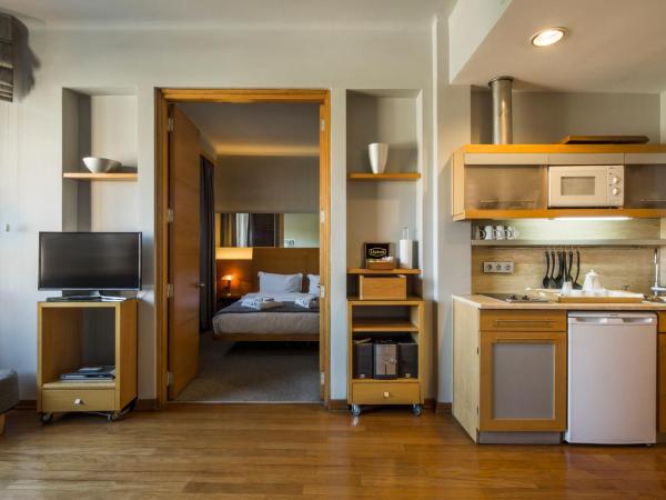 Taxim Suites Residences Istanbul : photo 5 de la chambre suite parc - vue sur parc taksim