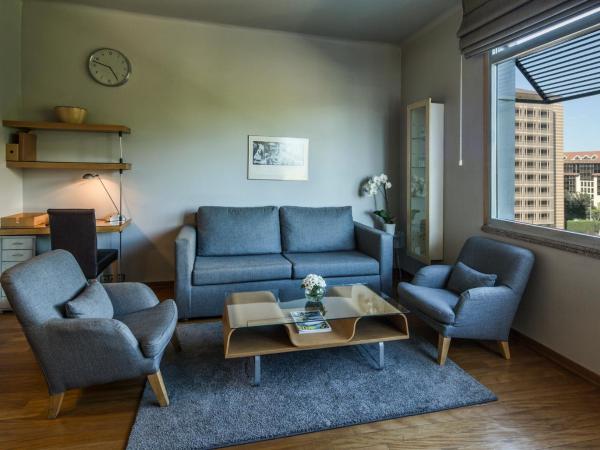 Taxim Suites Residences Istanbul : photo 7 de la chambre suite parc - vue sur parc taksim