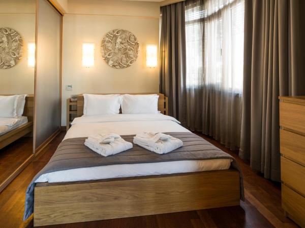 Taxim Suites Residences Istanbul : photo 6 de la chambre suite avenue - vue sur parc gezi