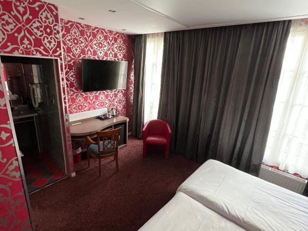 Le Grand Hotel : photo 2 de la chambre chambre lits jumeaux standard