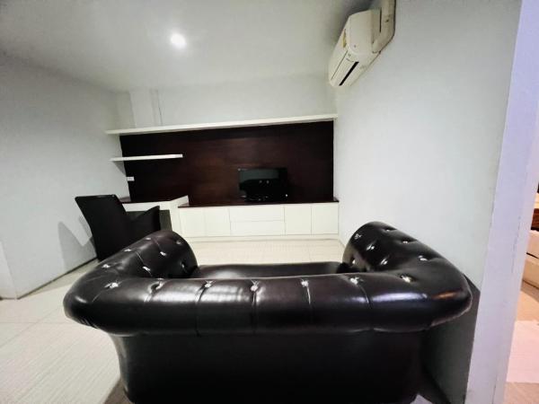 INN Kham Apartment : photo 10 de la chambre appartement avec balcon