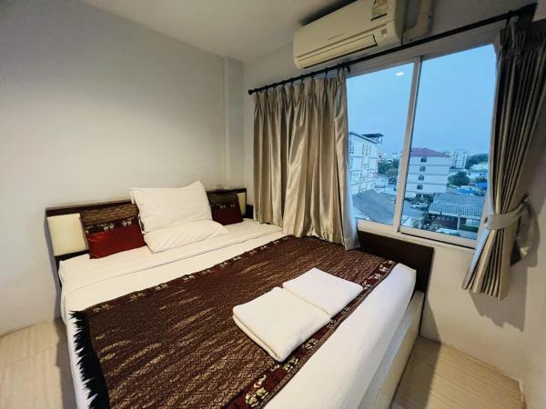 INN Kham Apartment : photo 6 de la chambre appartement avec balcon