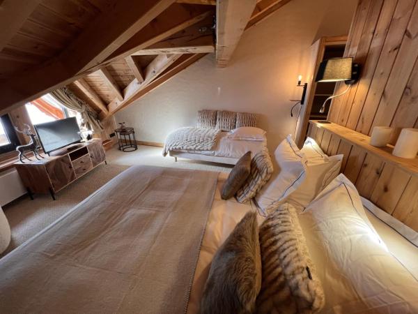 Everest Hotel : photo 8 de la chambre chambre triple – vue sur montagne