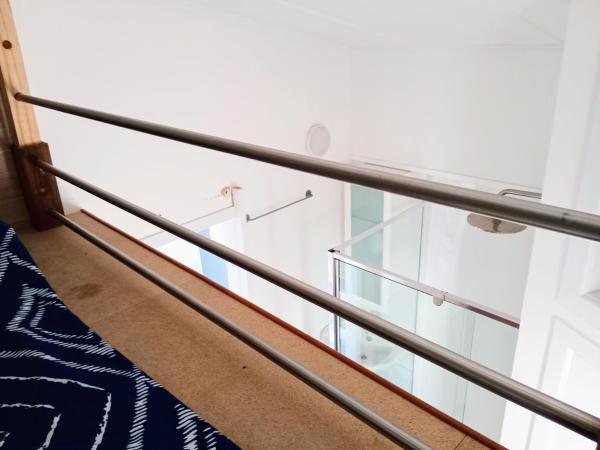 72 on NEWNHAM : photo 3 de la chambre studio