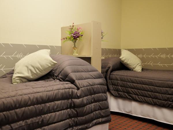 HOSTEL KUYUK : photo 2 de la chambre lit simple dans dortoir pour femmes