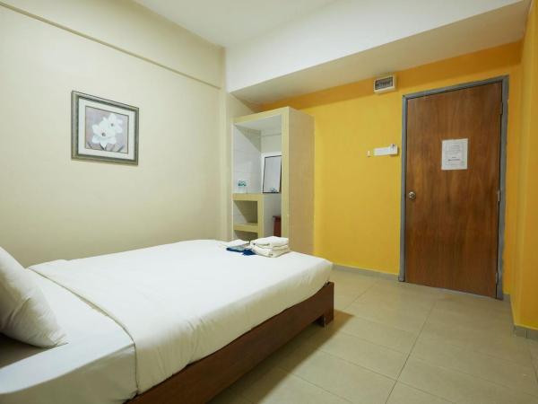 Mawar Villa, Batu Hitam : photo 3 de la chambre chambre double deluxe avec balcon