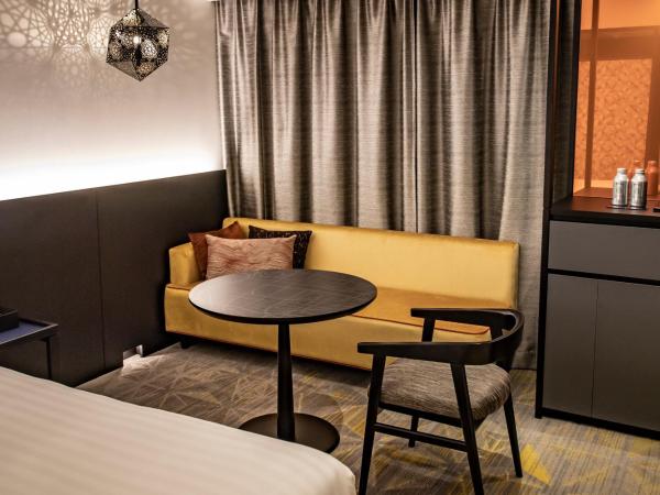 Osaka Excel Hotel Tokyu : photo 1 de la chambre chambre lits jumeaux supérieure avec lit d'appoint - non-fumeurs