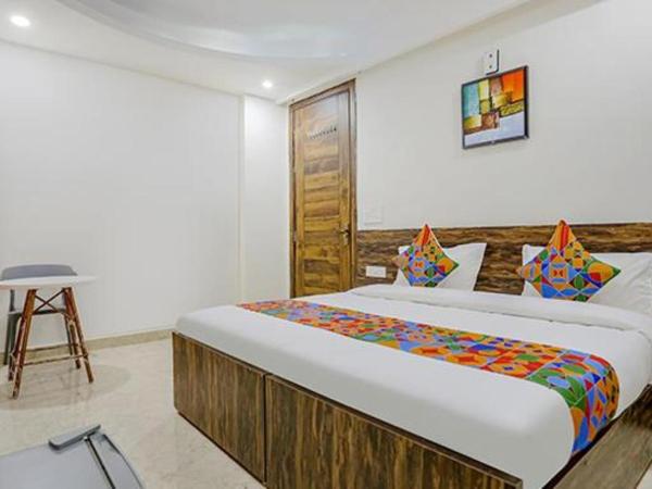 FabHotel Amrit Residency : photo 3 de la chambre chambre deluxe