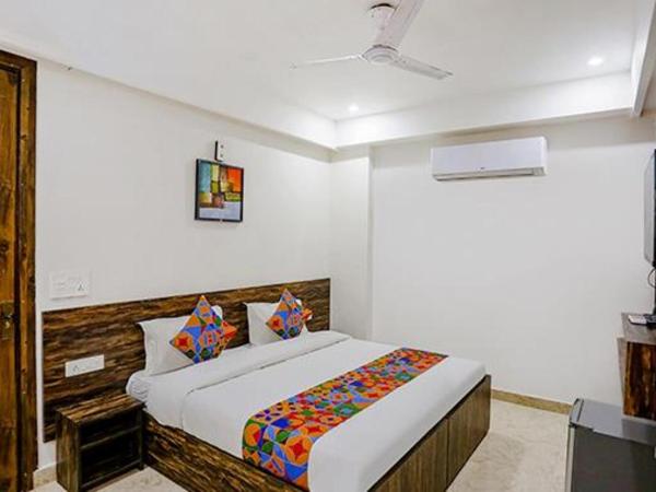 FabHotel Amrit Residency : photo 1 de la chambre chambre deluxe